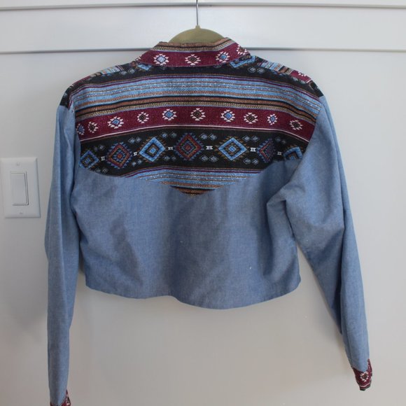 Western Vintage Button up - Picture 2 of 4